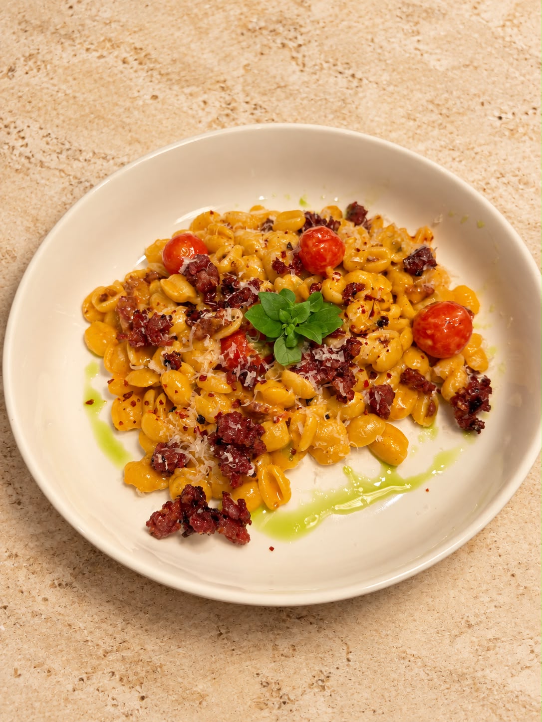 Gnocchetti Sardi mit Salsiccia-Tomaten-Creme – Rezept von Atelier Amuse (PDF)